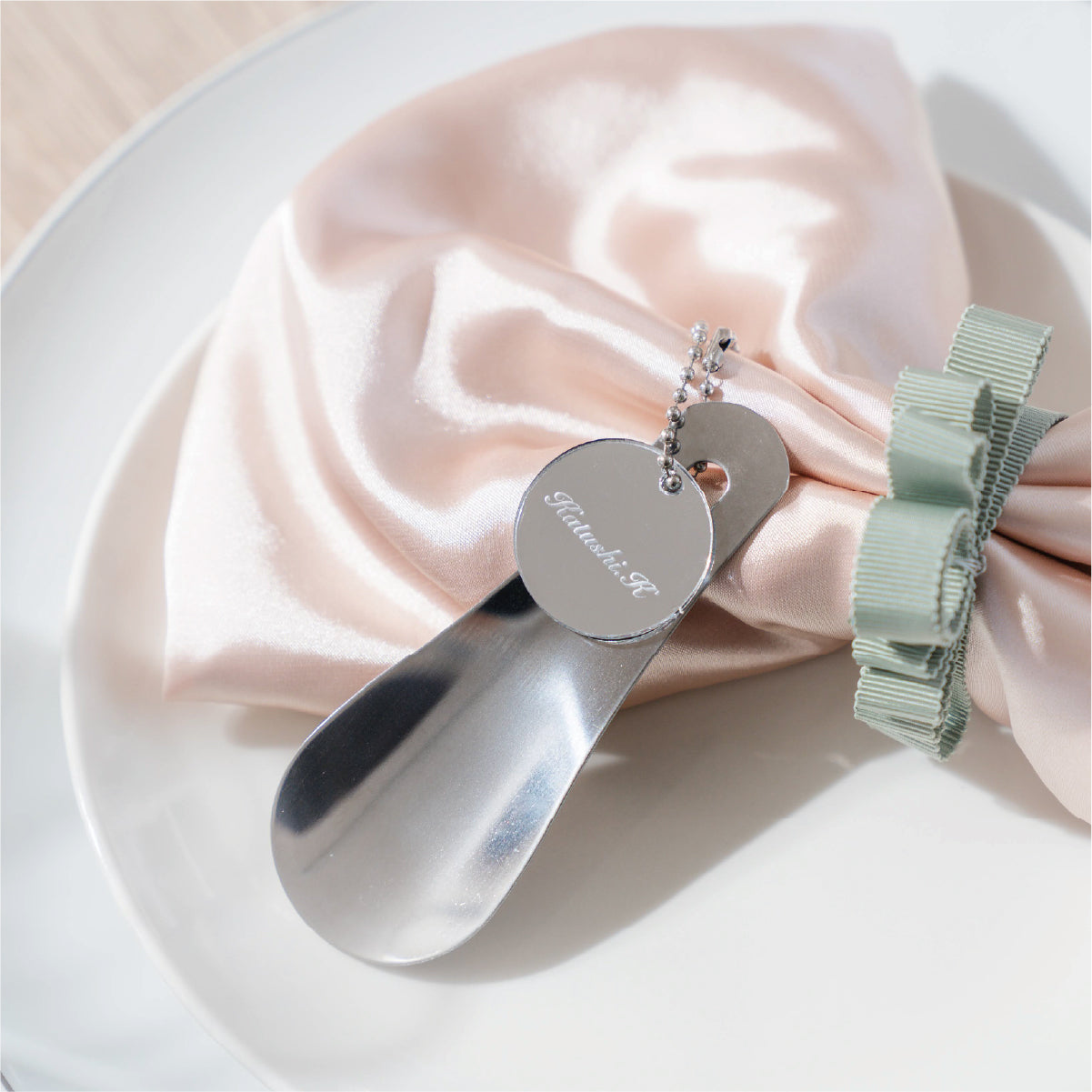 「1個から購入可能」シューホーン席札(丸型)|ボールチェーン・エスコートカード・ネームタグ・ラゲッジタグ ・靴ベラ・くつべら