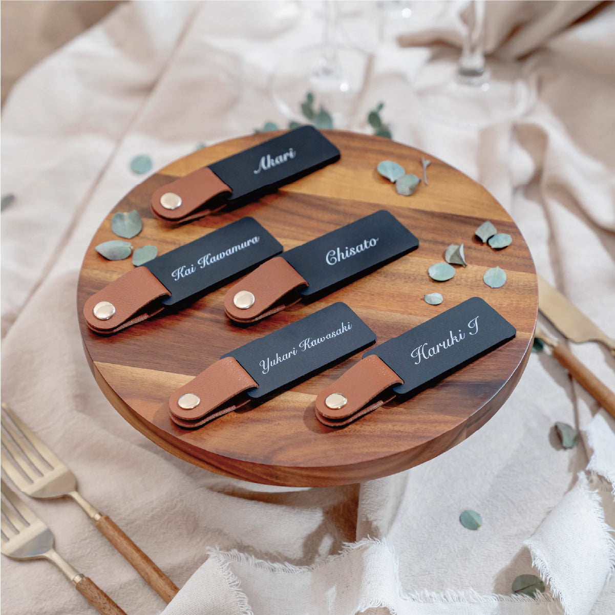 「1個から購入可能」マットブラック席札|レザーベルト・ネームタグ・キーホルダー(長方形)|レザーベルト・エスコートカード・ネームタグ・ラゲッジタグ ・席札