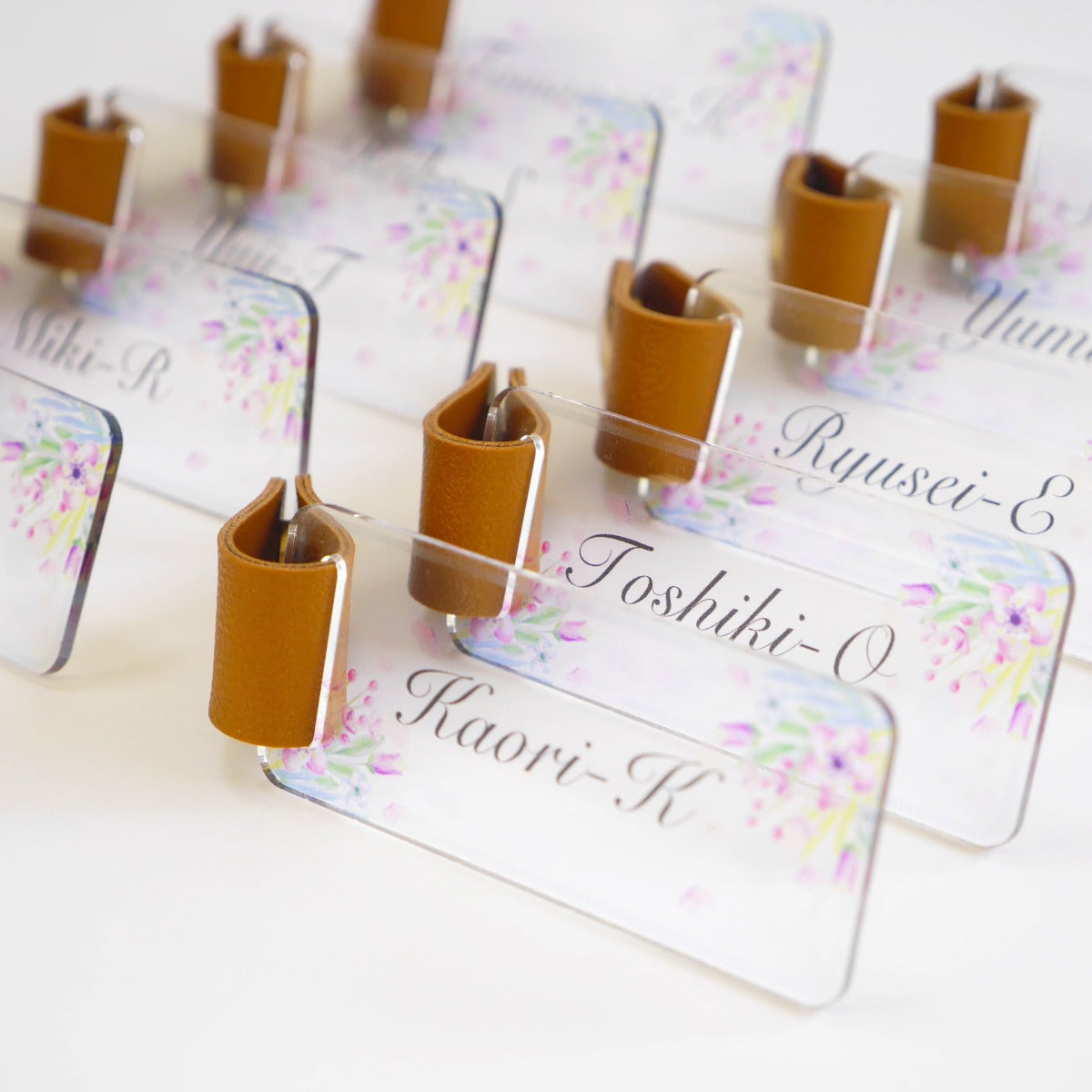 「1個から購入可能」 Soft Petal アクリル席札|長方形・エスコートカード・ネームタグ