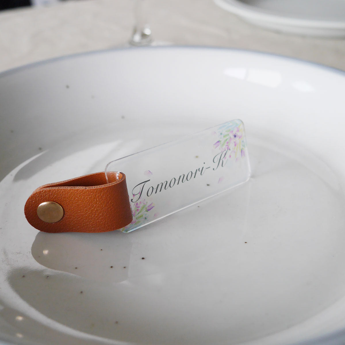 「1個から購入可能」 Soft Petal アクリル席札|長方形・エスコートカード・ネームタグ